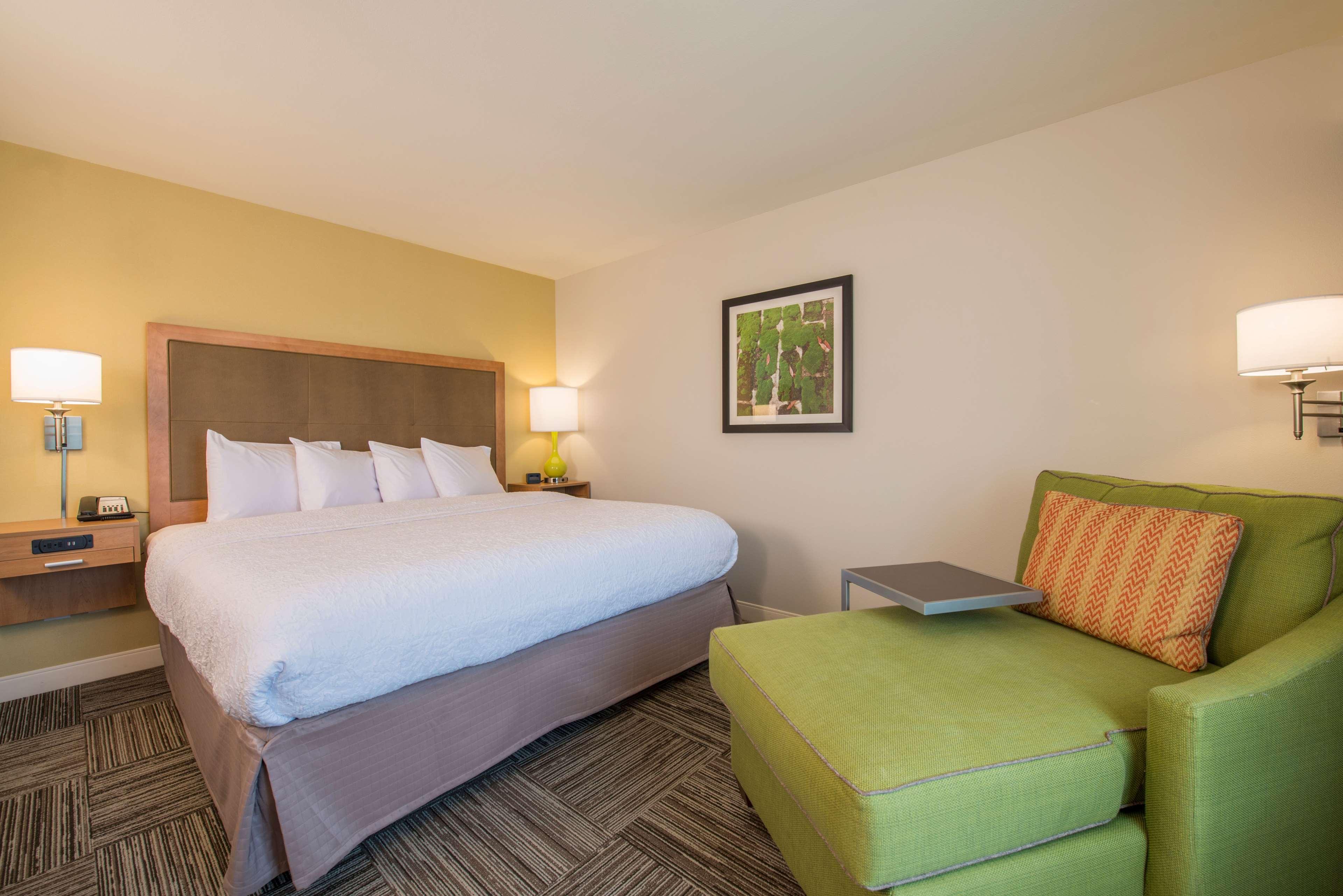 Hampton Inn Waynesboro Bagian luar foto