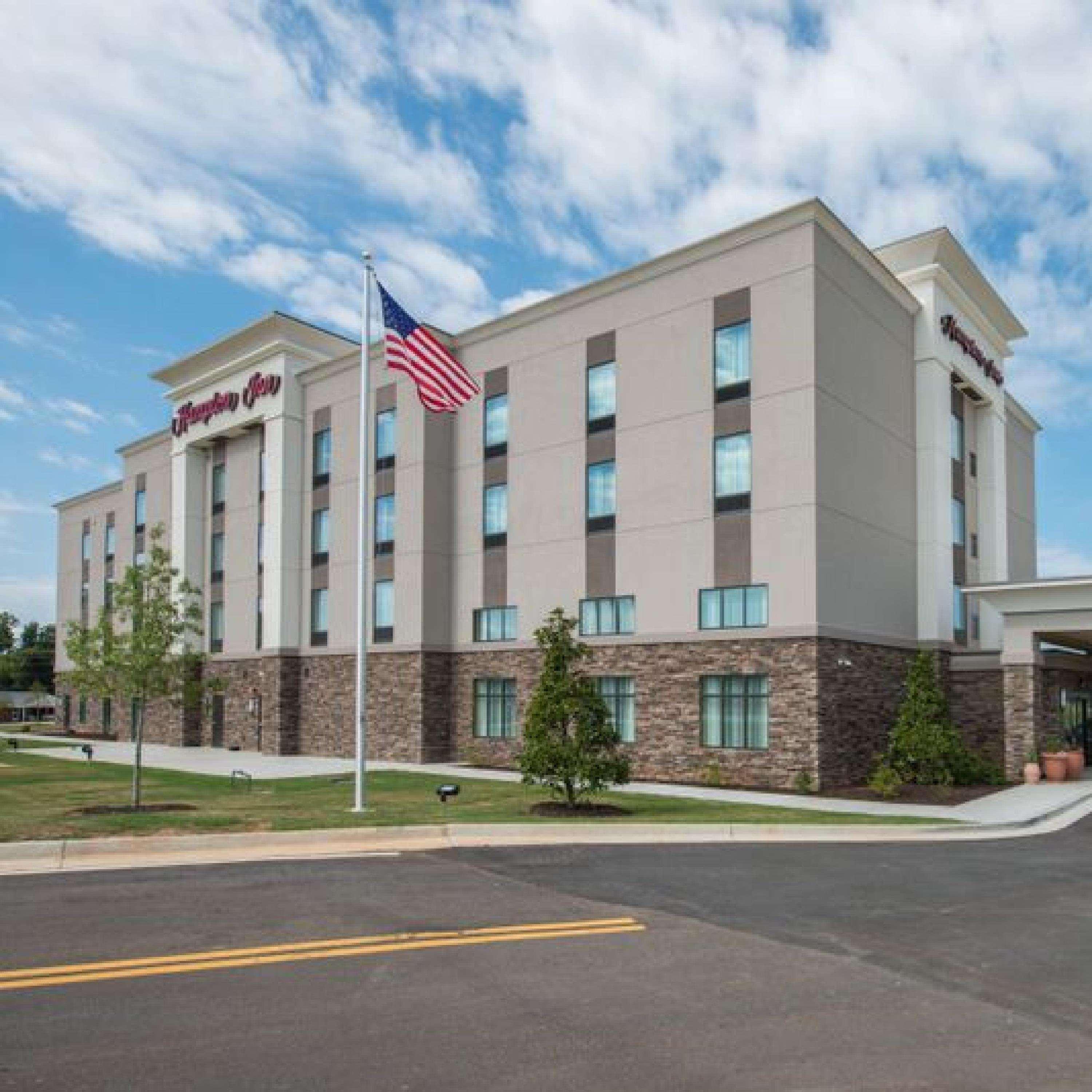Hampton Inn Waynesboro Bagian luar foto