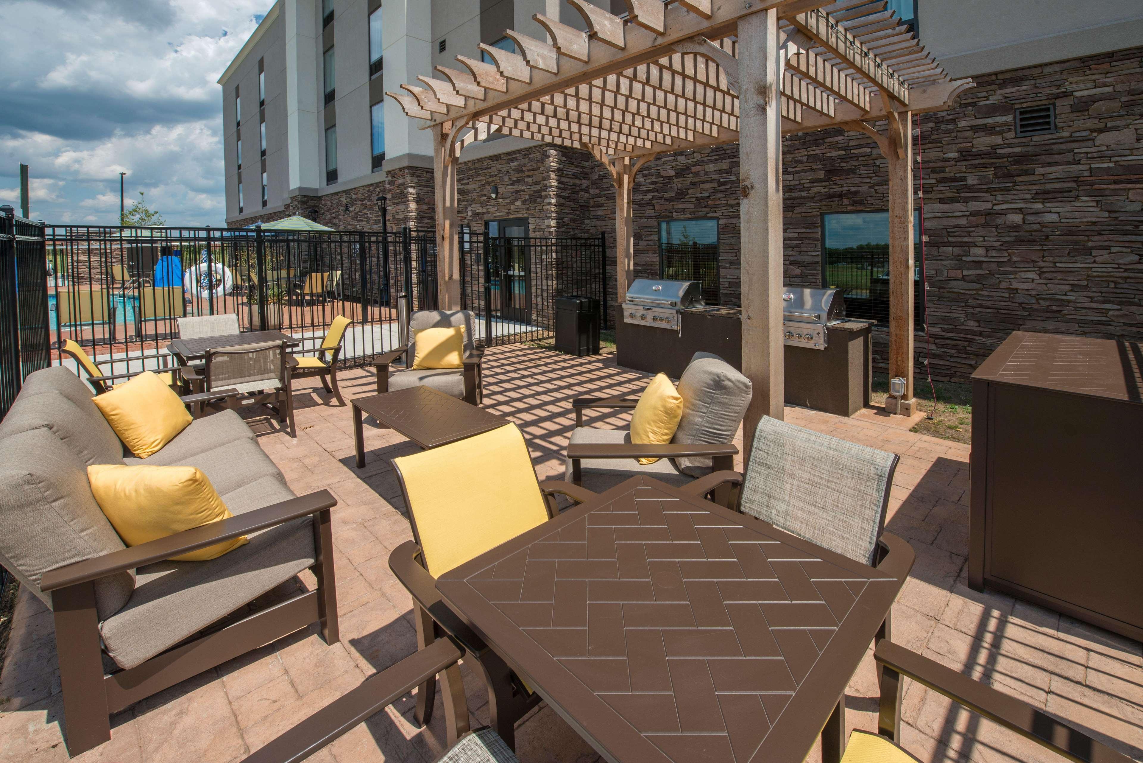 Hampton Inn Waynesboro Bagian luar foto