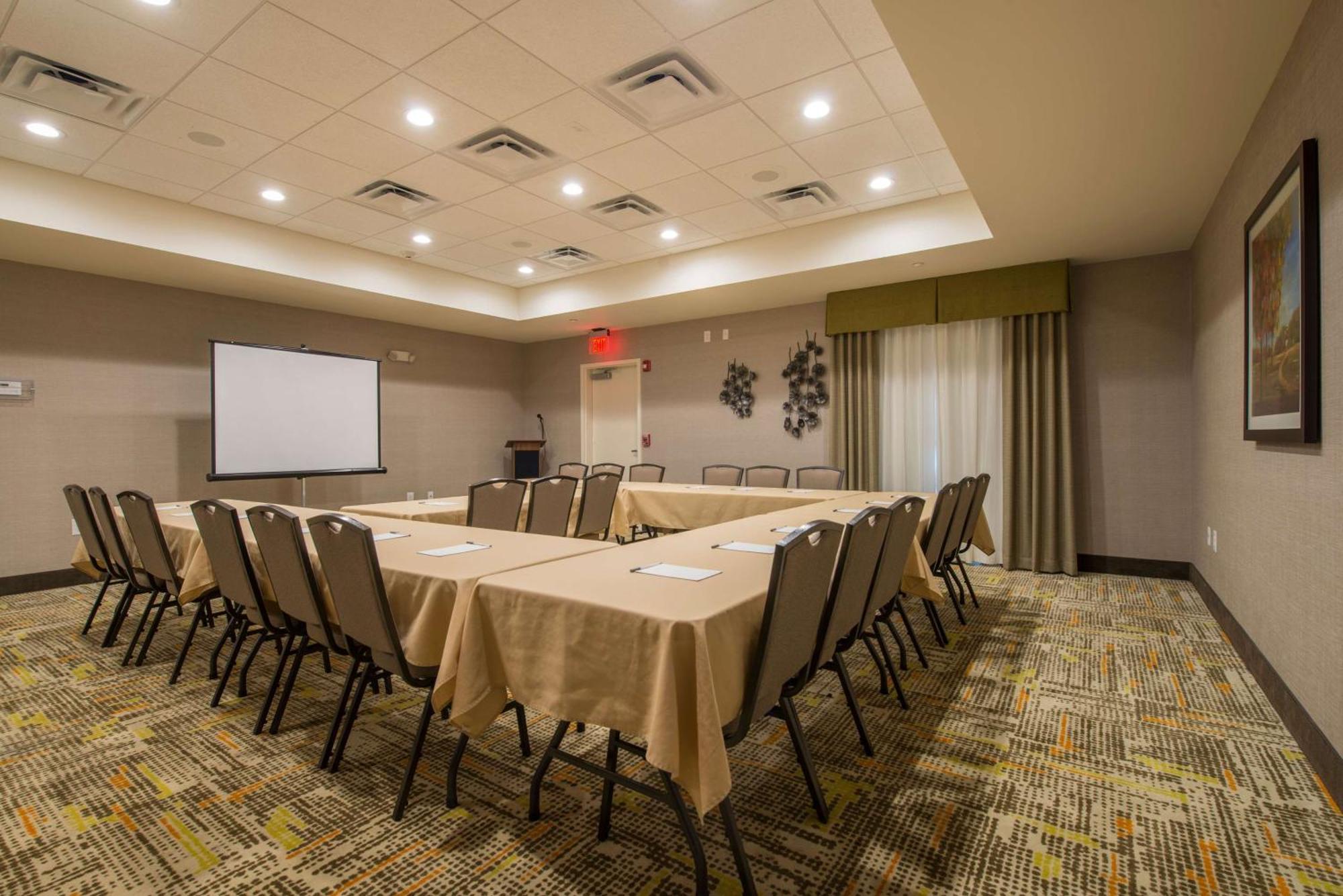 Hampton Inn Waynesboro Bagian luar foto